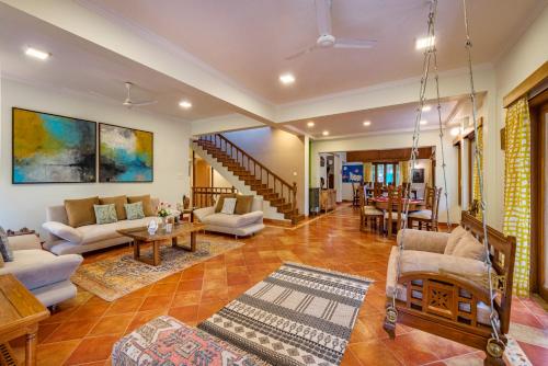 SaffronStays Windermere, Lonavala - luxury villa with heated pool, projector room and indoor games