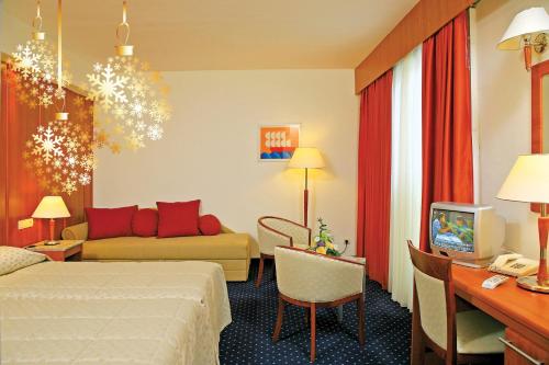 Marko Polo Hotel by Aminess - image 7