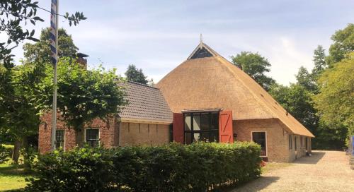  Landgoed Olterterp Lodges, kies een comfortabel huisje of appartement op de allermooiste locatie in Olterterp