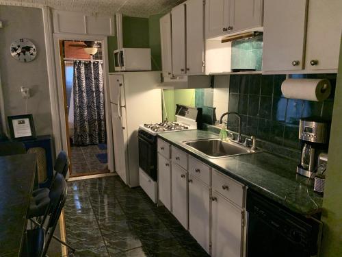 The Justice Suites - image 6