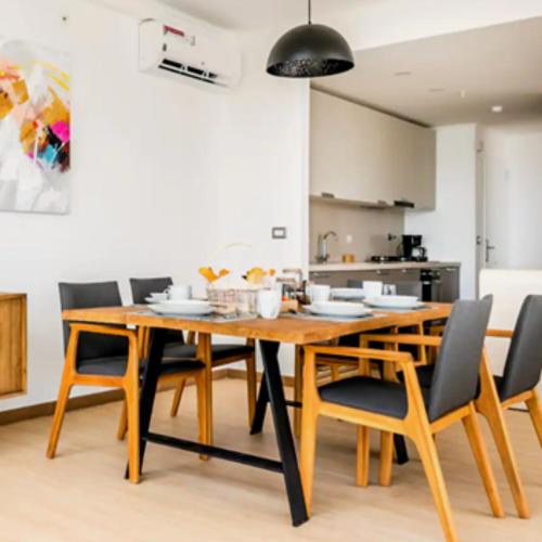 Three-Bedroom Apartment image 4
