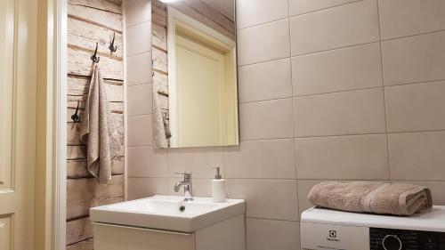 Bathroom, Liisa Apartment in Kuressaare