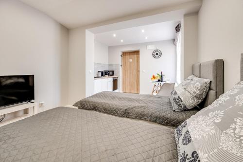 Central Platinum Apartments 30