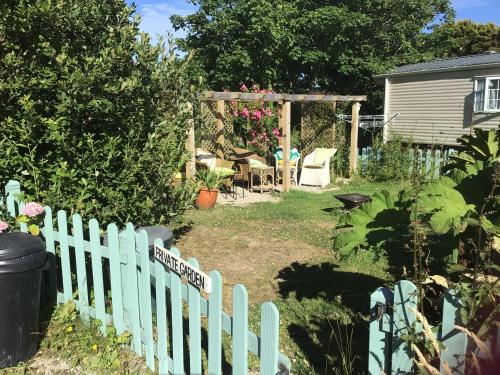 Cosy & Quirky Cottage nr Kynance cove