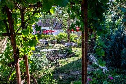 Hostellerie du Chateau Bellenaves