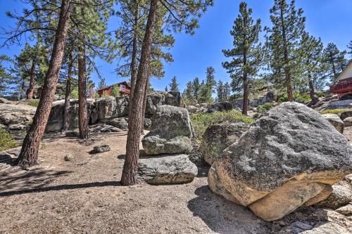 Cozy Big Bear Cabin with Decks - Walk to Lake!