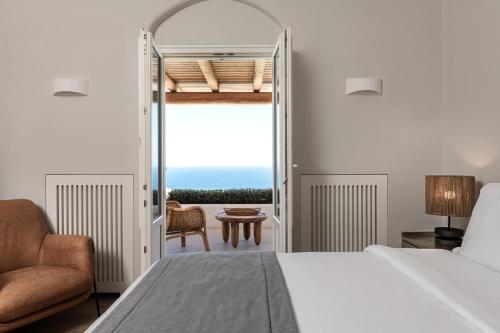 Aqua Luxury Suites Santorini - image 7
