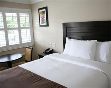 Raincross Hotel Riverside in Riverside, USA