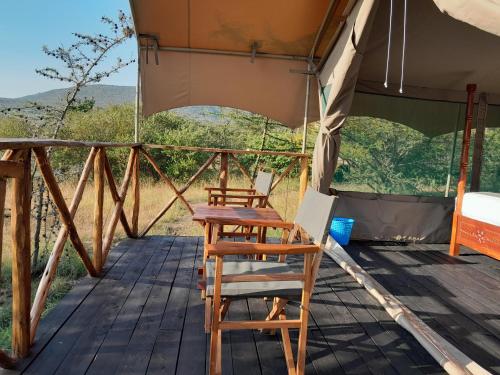tayari luxury tented camp - maasai mara in Narok