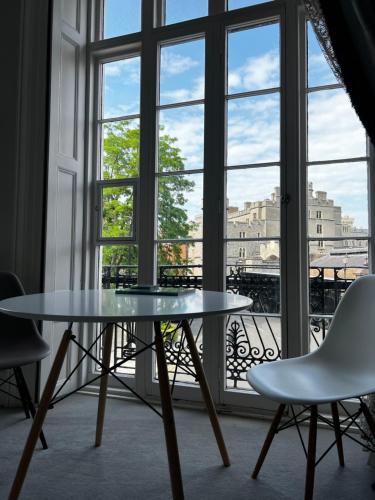 Stunning 1Bd with Castle View, Windsor (foto 2)