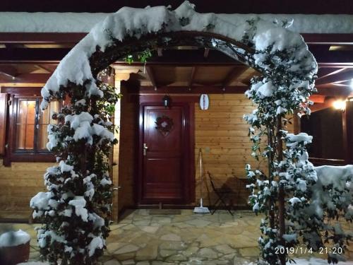 WOODEN HOUSE IN IOANNINA