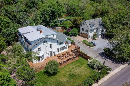 The Peninsula in Cape May Kohtu Maja (NJ)