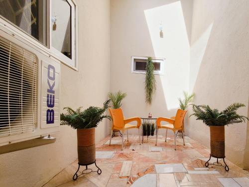 Moroccan Tile House - Tranquil Estate - Boundary Rd photo 2