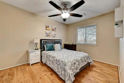 Pet Friendly Modern 3BR 25BA Nearby Park &Trail - Smoke