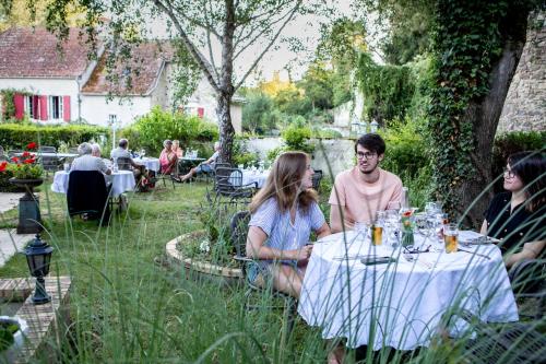 Hostellerie du Chateau Bellenaves