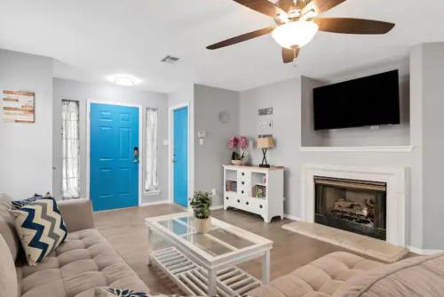 Modern Austin Retreat 15 Min to Downtown & Airport Sir – khách sạn tại Chappell Hill