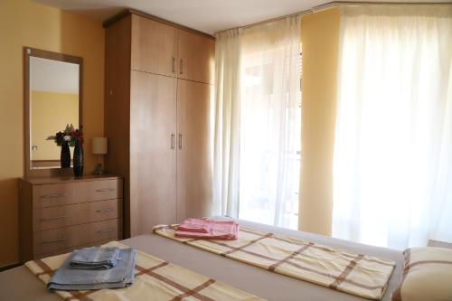Two-Bedroom Apartment image 6