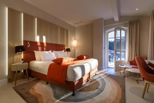 Junior Suite with Garden View