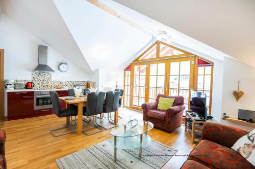 Schönblick Mountain Resort&Spa - Das Original Room Type - Three-Bedroom Apartmen with Sofa Bed
