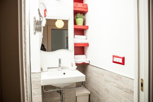 Domina Trastevere Apartment 2 - Roma, Рим (фото 3)