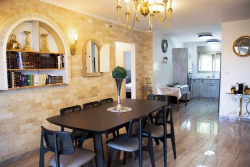 יוקרה בעתיקה, Safed (photo 3)