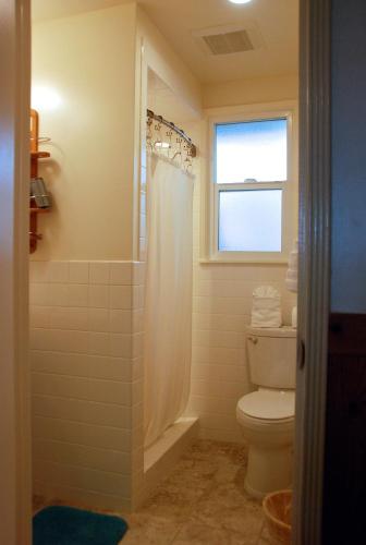 Carmel Garden Inn – Carmel, CA