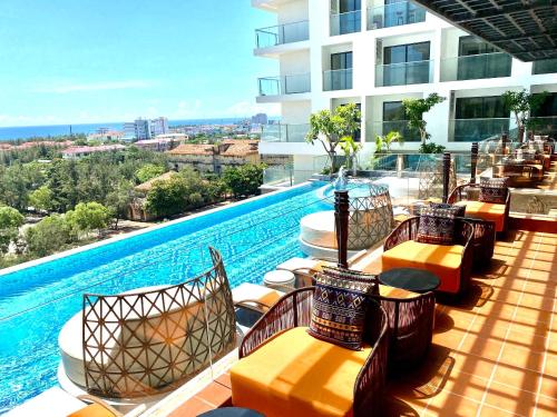 Beach Condotel - Apec Phu Yen - 수영장