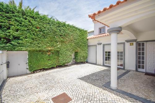 Amazing Family House with Swimming Pool in Aldeia de Juzo