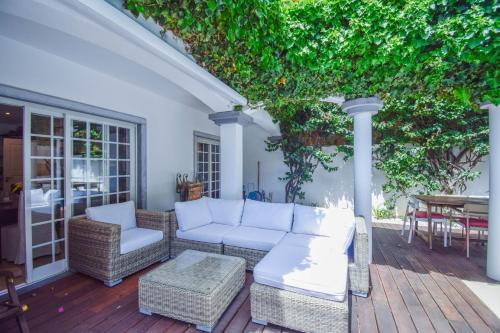 Amazing Family House with Swimming Pool in Aldeia de Juzo