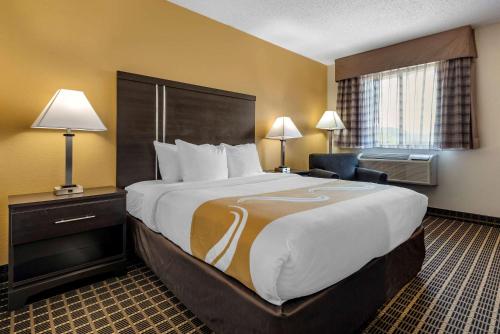 Quality Inn & Suites Warren - image 10
