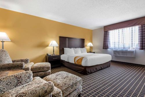 Quality Inn & Suites Warren - image 12