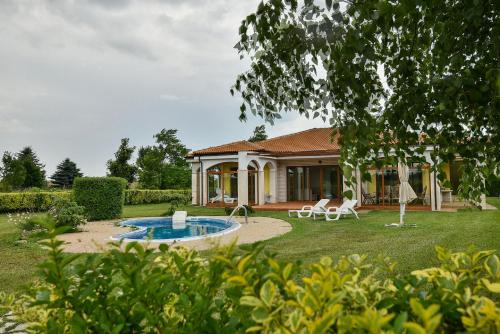 Lighthouse Owners Apartments&Villas - image 14