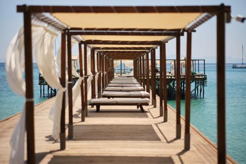 LAUR HOTELS Experience & Elegance LAUR HOTELS Experience & Elegance
