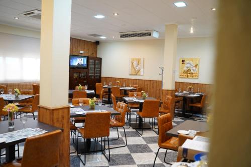 Hotel godisa in 阿爾加馬西利亞德卡拉特拉瓦