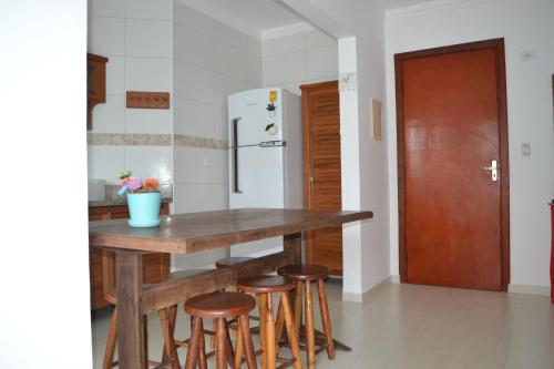 ห้องครัว, Apto Canto do Forte, iluminado e arejado. in กันโตโดฟอร์เต
