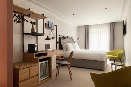 The Porchester Hotel