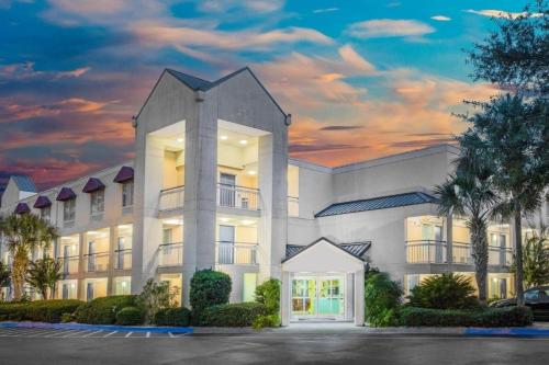 Hotel Carolina A Days Inn by Wyndham in Hilton Head Island (SC)