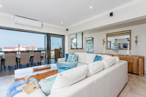 Salt Rock Sea View Villa