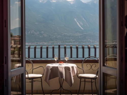 Балкон, Albergo Ristorante Montebaldo in Лимоні Сул Гарда