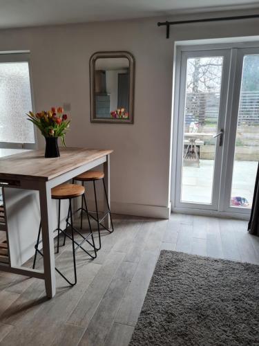 The Little Cottage - Peaceful, Dog Friendly Cottage in 5 Acres in West Pennard