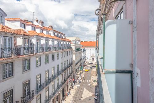 Happy at Chiado, Lisboa