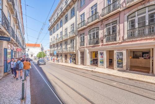Happy at Chiado - image 5