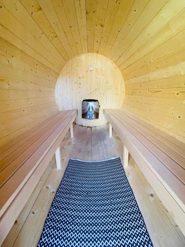 Montana Family Villa in Valiug