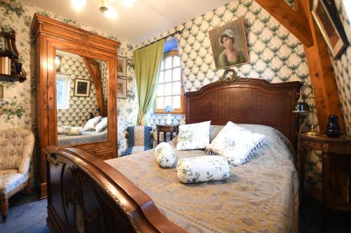 Le Val Clos, appartement dans une maison de maître 19e (Le Val Clos, appartement dans une maison de maitre 19e) in Tanlay