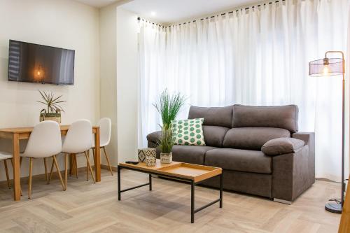 AP HOTEL NAVAS 2