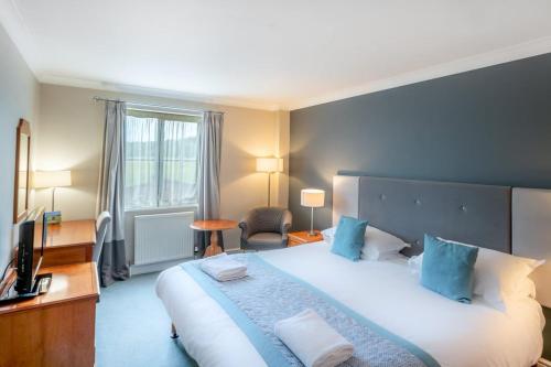 Woodbury Park Hotel - image 2