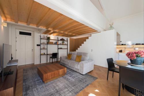 Flores City Retreat 3