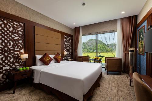 Suite, junior, mountain view