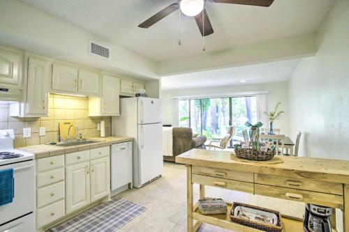 Walden Golf Course Condo Near Lake Conroe! in Montgomery (TX)