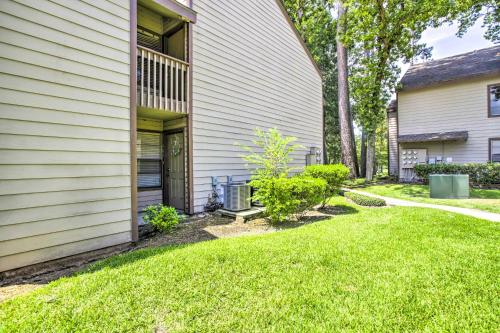 Walden Golf Course Condo Near Lake Conroe! in Montgomery (TX)
